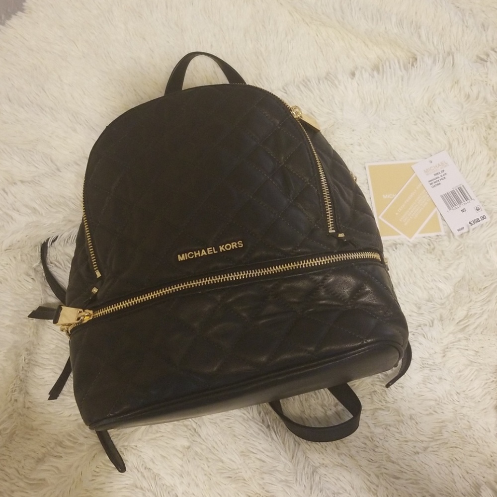 Michael Kors Rhea Zip